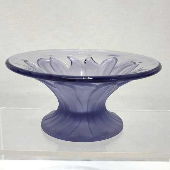 Viking Glass Co. Purple Art Deco Frosted Flower Pedestal Bowl Handmade USA VTG - Picture 3 of 9